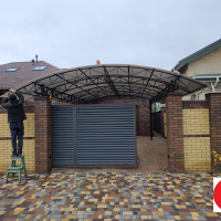 Навес из поликарбоната