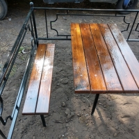 Столик и лавочки из лиственницы